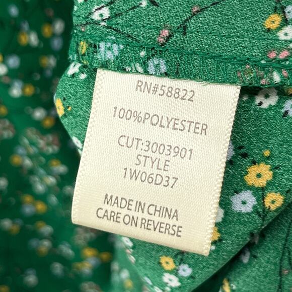 MAX STUDIO Top 2X Plus Floral Crepe Ruffle Tie Neck Blouse Balloon Sleeve Green - Picture 11 of 14